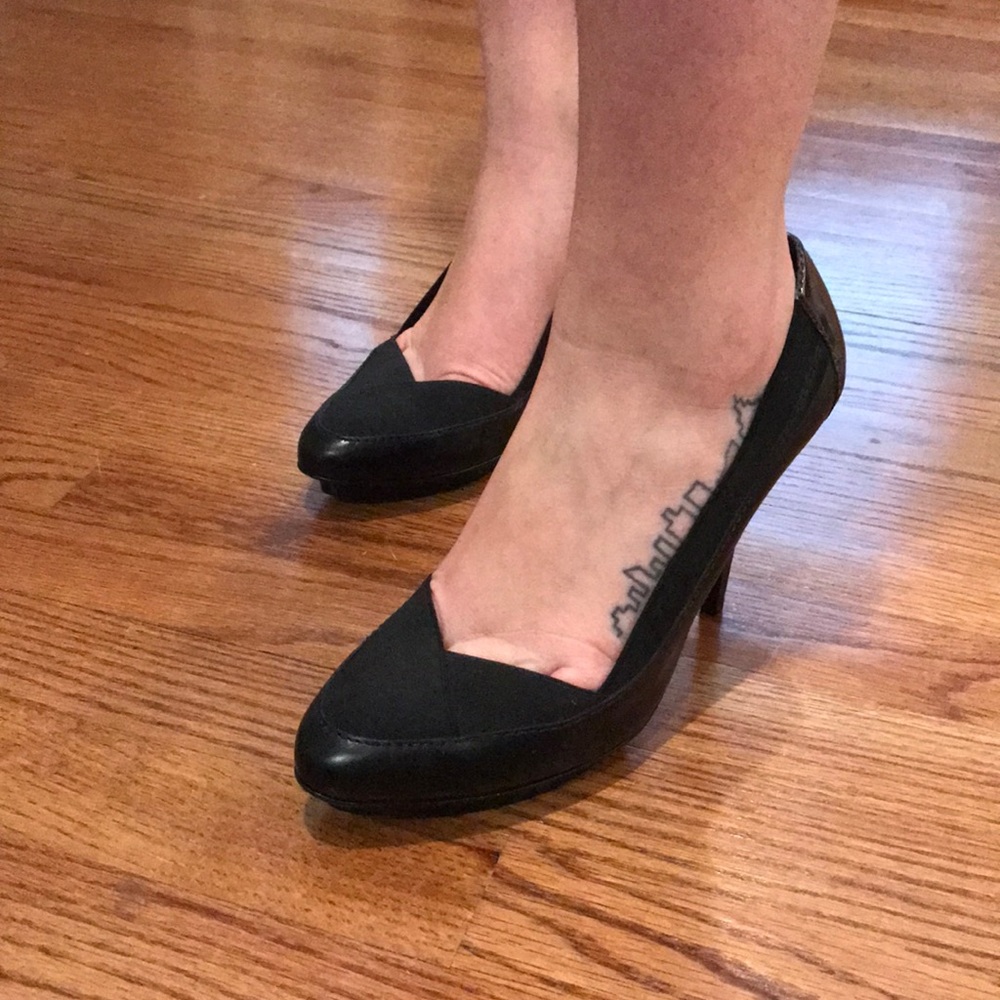 BCBG maxazria STILLETOS